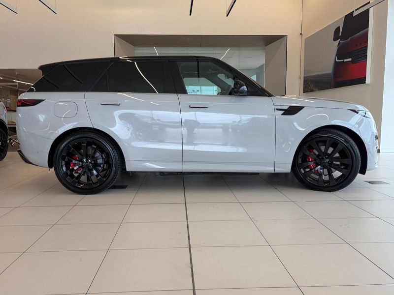 2025 (75) LAND ROVER RANGE ROVER SPORT 3.0 P460e Dynamic SE 5dr Auto 5390755