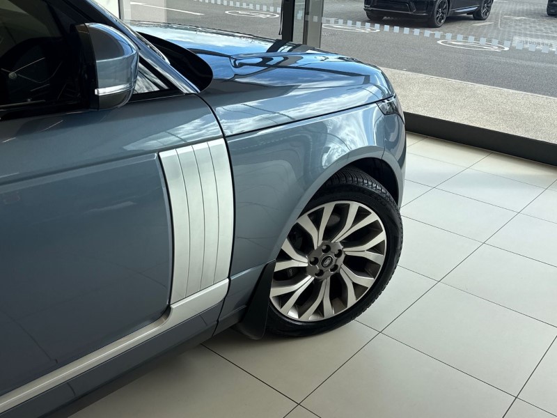 2021 (71) LAND ROVER RANGE ROVER 3.0 D350 Autobiography 4dr Auto 5385898