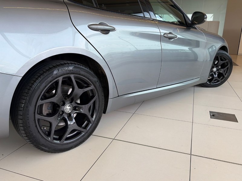 2019 (69) ALFA ROMEO GIULIA 2.0 TB Nero Edizione 4dr Auto 5382878