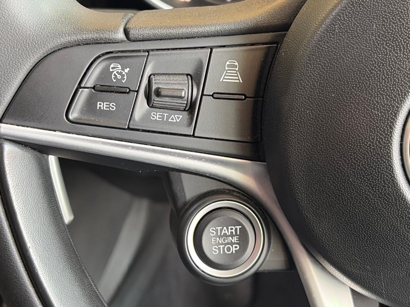 2019 (69) ALFA ROMEO GIULIA 2.0 TB Nero Edizione 4dr Auto 5382862
