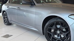 2019 (69) ALFA ROMEO GIULIA 2.0 TB Nero Edizione 4dr Auto 5382874