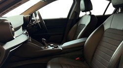 2019 (69) ALFA ROMEO GIULIA 2.0 TB Nero Edizione 4dr Auto 5382840