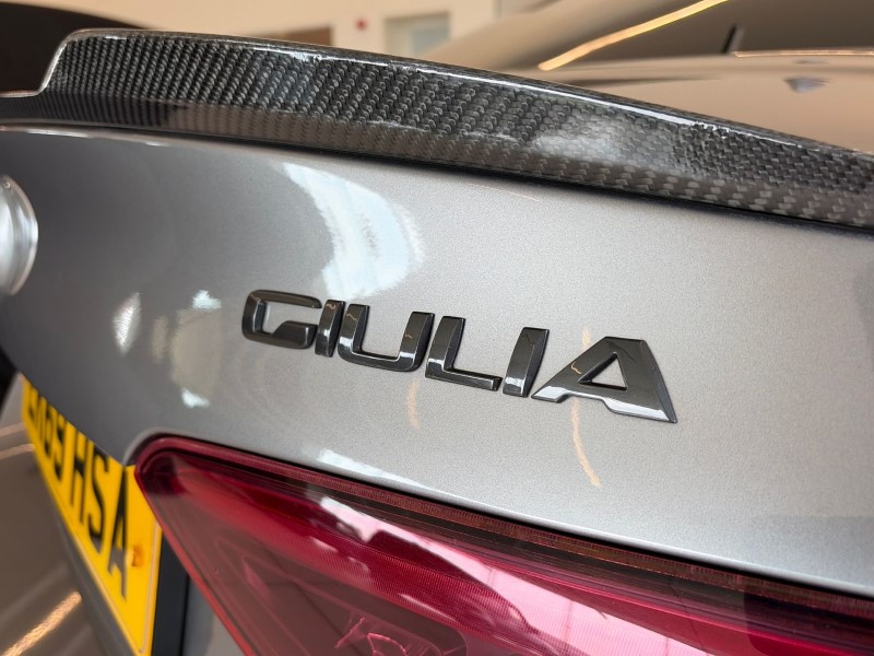 2019 (69) ALFA ROMEO GIULIA 2.0 TB Nero Edizione 4dr Auto 5382876
