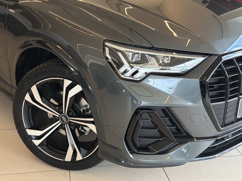 2025 (25) AUDI Q3 35 TFSI Black Edition 5dr S Tronic [20" Alloy] 5401559