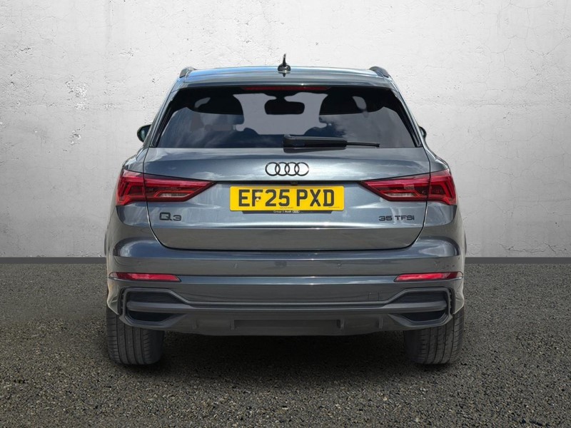 2025 (25) AUDI Q3 35 TFSI Black Edition 5dr S Tronic [20" Alloy] 5401524