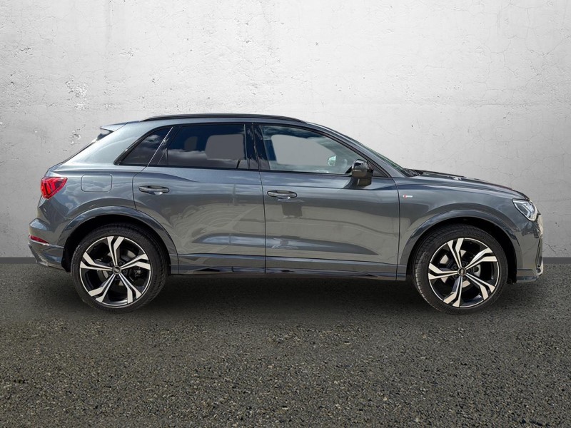 2025 (25) AUDI Q3 35 TFSI Black Edition 5dr S Tronic [20" Alloy] 5401523