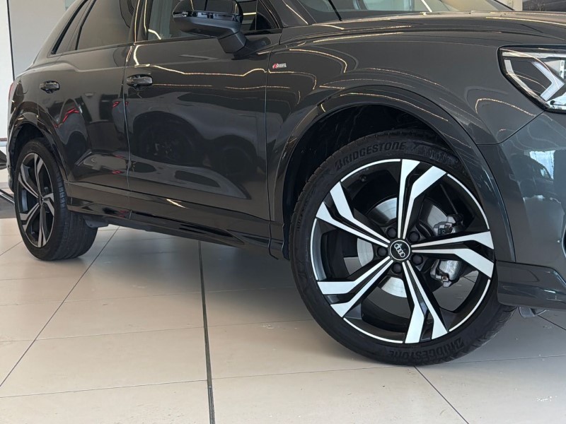 2025 (25) AUDI Q3 35 TFSI Black Edition 5dr S Tronic [20" Alloy] 5401561
