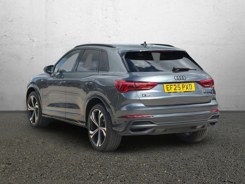 2025 (25) AUDI Q3 35 TFSI Black Edition 5dr S Tronic [20" Alloy]