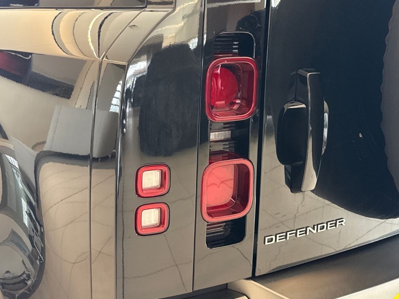 2021 (21) LAND ROVER DEFENDER 3.0 D250 X-Dynamic SE 110 5dr Auto 5448542