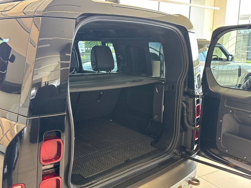 2021 (21) LAND ROVER DEFENDER 3.0 D250 X-Dynamic SE 110 5dr Auto 5448562