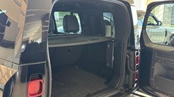 2021 (21) LAND ROVER DEFENDER 3.0 D250 X-Dynamic SE 110 5dr Auto 5448562
