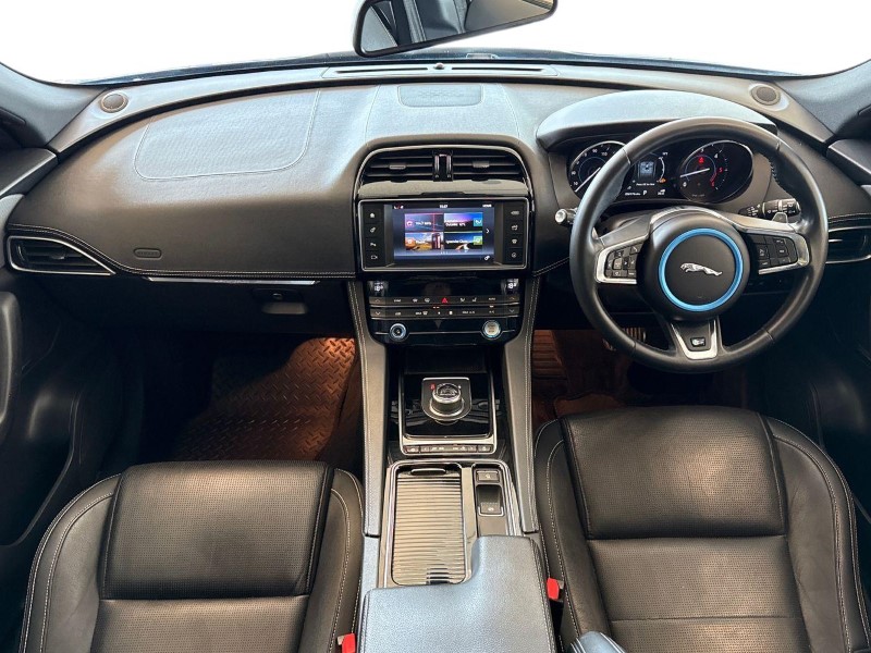 2018 (68) JAGUAR F-PACE 3.0d V6 S 5dr Auto AWD 5415663
