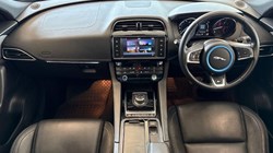 2018 (68) JAGUAR F-PACE 3.0d V6 S 5dr Auto AWD 5415663