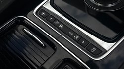 2018 (68) JAGUAR F-PACE 3.0d V6 S 5dr Auto AWD 5415687