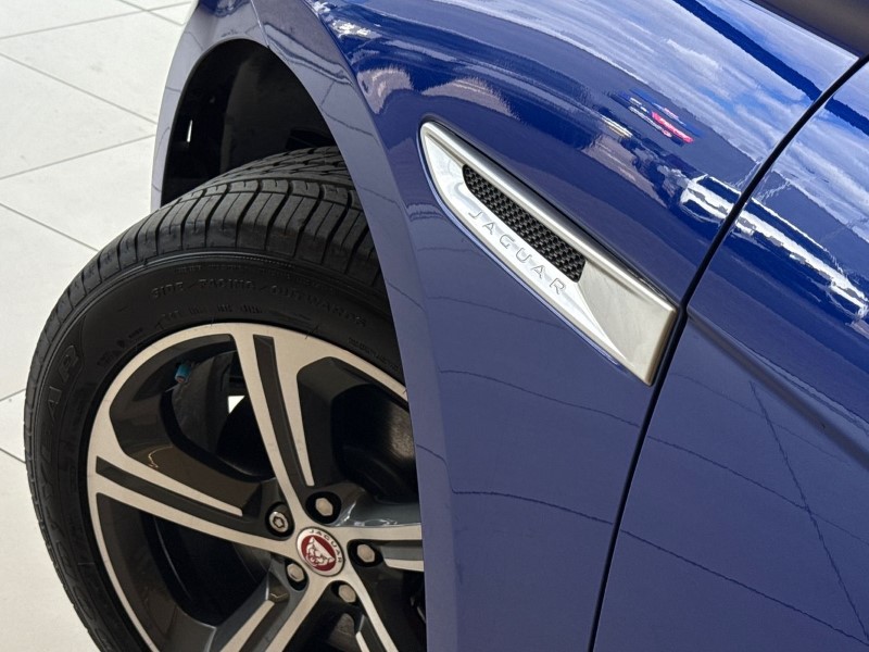 2018 (68) JAGUAR F-PACE 3.0d V6 S 5dr Auto AWD 5415674
