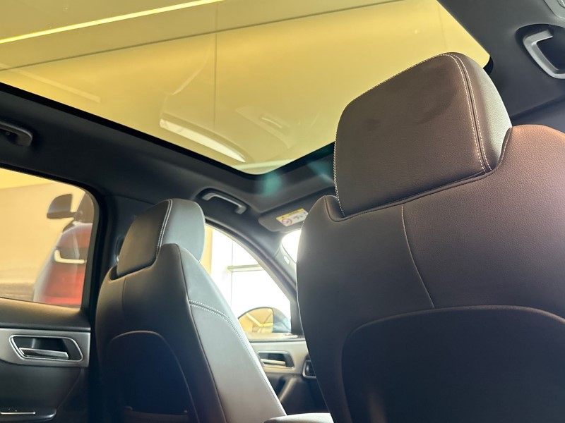 2018 (68) JAGUAR F-PACE 3.0d V6 S 5dr Auto AWD 5415675