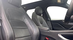 2018 (68) JAGUAR F-PACE 3.0d V6 S 5dr Auto AWD 5415680