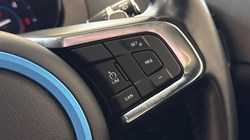2018 (68) JAGUAR F-PACE 3.0d V6 S 5dr Auto AWD 5415683