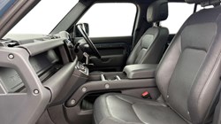 2023 (23) LAND ROVER DEFENDER 3.0 D300 X-Dynamic HSE 110 5dr Auto 5418894