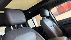 2023 (23) LAND ROVER DEFENDER 3.0 D300 X-Dynamic HSE 110 5dr Auto 5418912