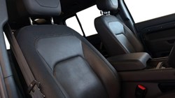 2023 (23) LAND ROVER DEFENDER 3.0 D300 X-Dynamic HSE 110 5dr Auto 5418918