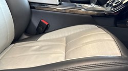 2022 (72) LAND ROVER RANGE ROVER EVOQUE 2.0 D200 R-Dynamic HSE 5dr Auto 5407274