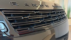 2025 (25) LAND ROVER RANGE ROVER SPORT 3.0 D250 Edition 5dr Auto 5421296