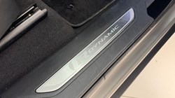 2021 (71) LAND ROVER RANGE ROVER VELAR 2.0 D200 R-Dynamic SE 5dr Auto 5406780