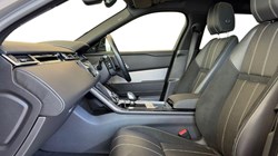 2021 (71) LAND ROVER RANGE ROVER VELAR 2.0 D200 R-Dynamic SE 5dr Auto 5406744