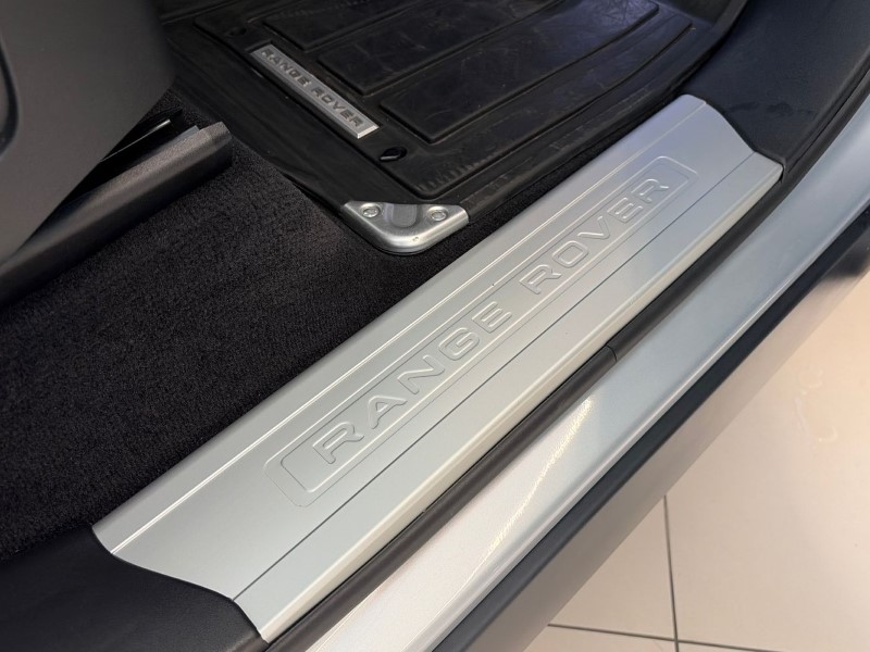 2021 (21) LAND ROVER RANGE ROVER SPORT 3.0 D300 HSE Silver 5dr Auto 5412033