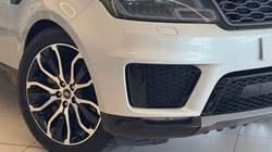 2021 (21) LAND ROVER RANGE ROVER SPORT 3.0 D300 HSE Silver 5dr Auto 5412037