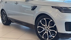 2021 (21) LAND ROVER RANGE ROVER SPORT 3.0 D300 HSE Silver 5dr Auto 5412039