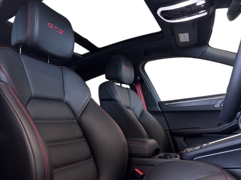 2025 (75) PORSCHE MACAN GTS 5dr PDK 5463927