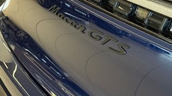 2025 (75) PORSCHE MACAN GTS 5dr PDK 5463947