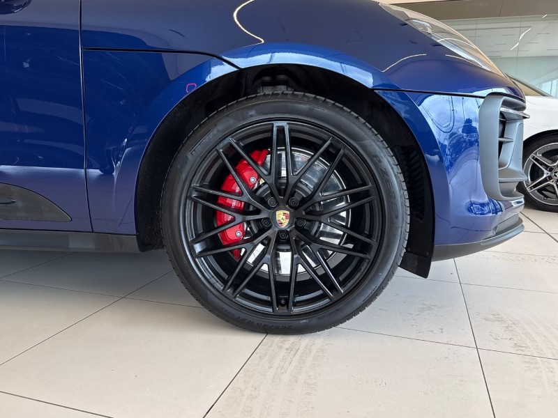 2025 (75) PORSCHE MACAN GTS 5dr PDK 5463909