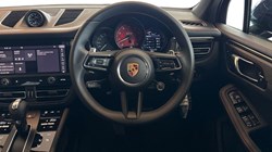 2025 (75) PORSCHE MACAN GTS 5dr PDK 5463916
