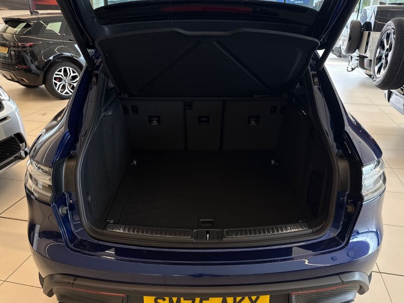 2025 (75) PORSCHE MACAN GTS 5dr PDK 5463911