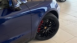 2025 (75) PORSCHE MACAN GTS 5dr PDK 5463950