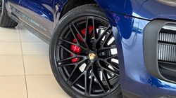 2025 (75) PORSCHE MACAN GTS 5dr PDK 5463945