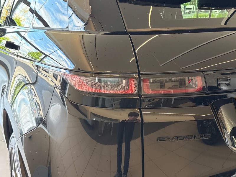 2023 (23) LAND ROVER RANGE ROVER EVOQUE 2.0 D200 R-Dynamic SE 5dr Auto 5420244
