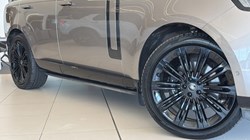 2023 (23) LAND ROVER RANGE ROVER 3.0 D350 First Edition 4dr Auto 5439790