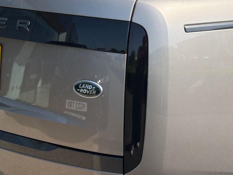 2023 (23) LAND ROVER RANGE ROVER 3.0 D350 First Edition 4dr Auto 5439764