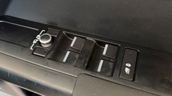 2022 (71) LAND ROVER DEFENDER 3.0 D250 S 110 5dr Auto 5401660