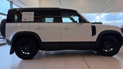 2022 (71) LAND ROVER DEFENDER 3.0 D250 S 110 5dr Auto 5401688