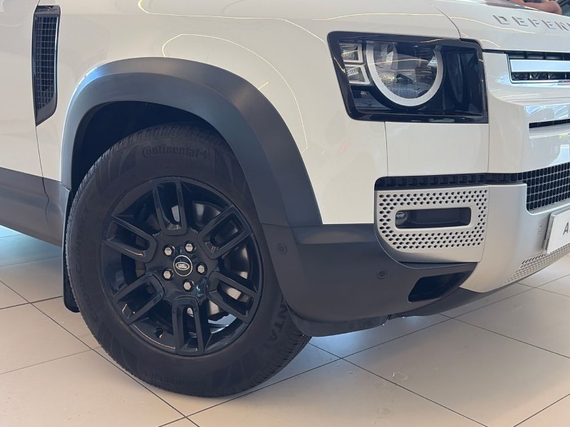 2022 (71) LAND ROVER DEFENDER 3.0 D250 S 110 5dr Auto 5401678