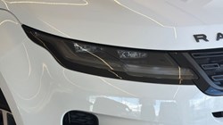 2025 (74) LAND ROVER RANGE ROVER EVOQUE 2.0 D200 Dynamic SE 5dr Auto 5407689