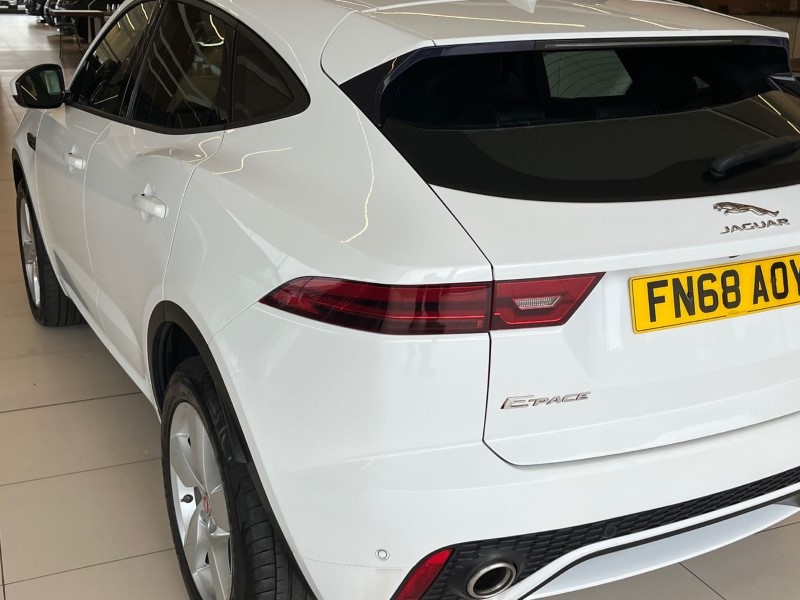 2018 (68) JAGUAR E-PACE 2.0 R-Dynamic SE 5dr Auto 5454608
