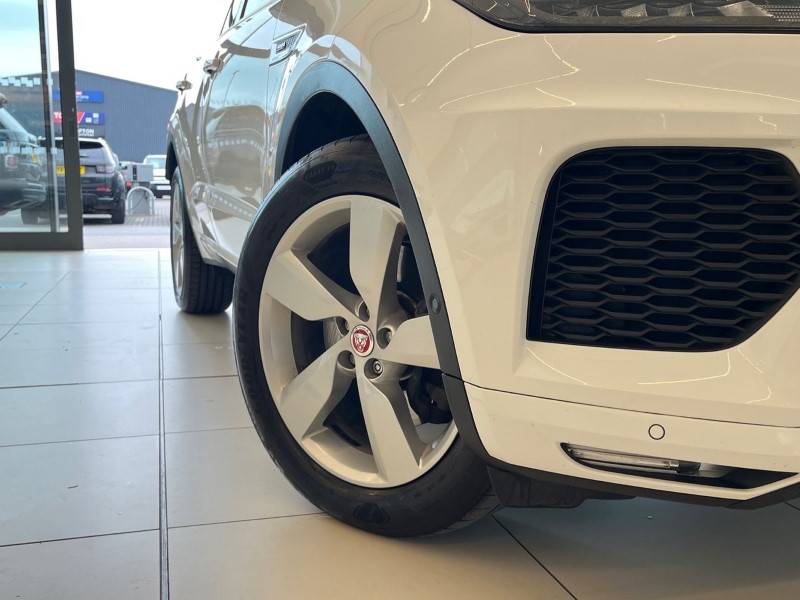 2018 (68) JAGUAR E-PACE 2.0 R-Dynamic SE 5dr Auto 5454632