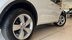 2018 (68) JAGUAR E-PACE 2.0 R-Dynamic SE 5dr Auto 5454636
