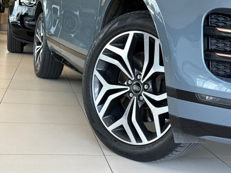 2020 (70) LAND ROVER RANGE ROVER EVOQUE 2.0 D180 First Edition 5dr Auto 5453821